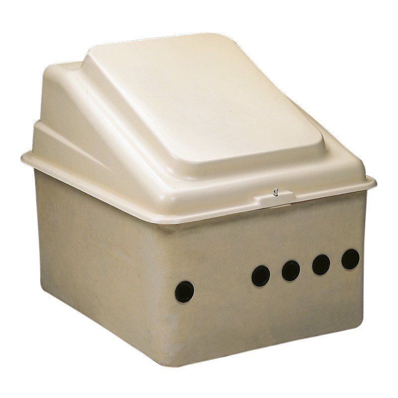 Caseta Semienterrada Vacia